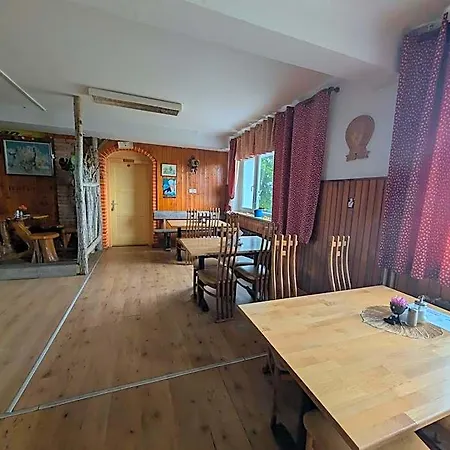 Planinski Dom Jance Gostinjska kuća