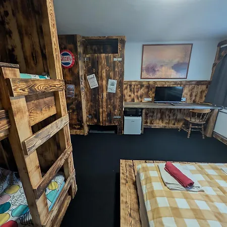 Planinski Dom Jance Vendégház Ljubljana